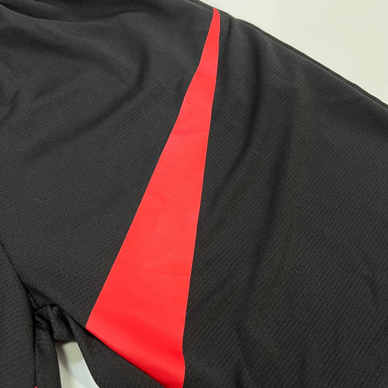 Shorts Nike preto e vermelho - Boleragi Store